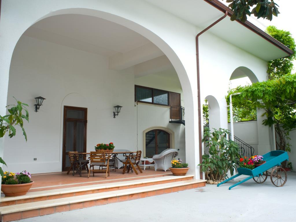 Borgo Fiore Country House Salice Salentino Exteriér fotografie